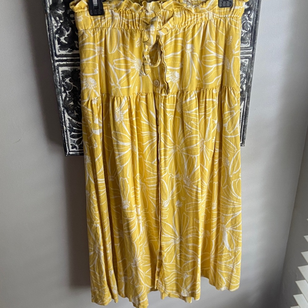 Universal Thread Floral Button Down Skirt